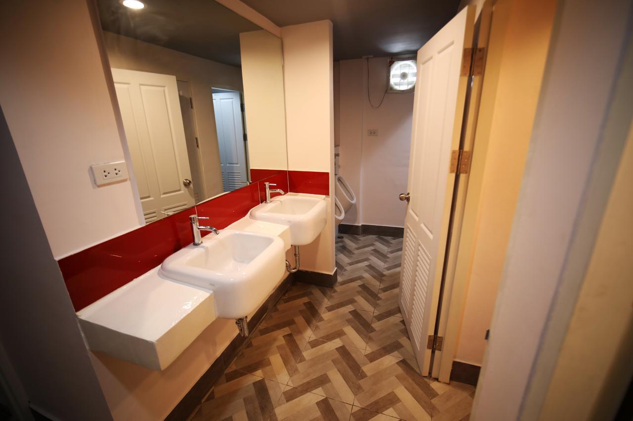 The Campus Hostel Μπανγκόκ Εξωτερικό φωτογραφία